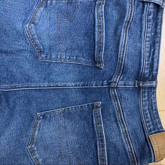 American Eagle Mom Jeans - Picture 4 of 5